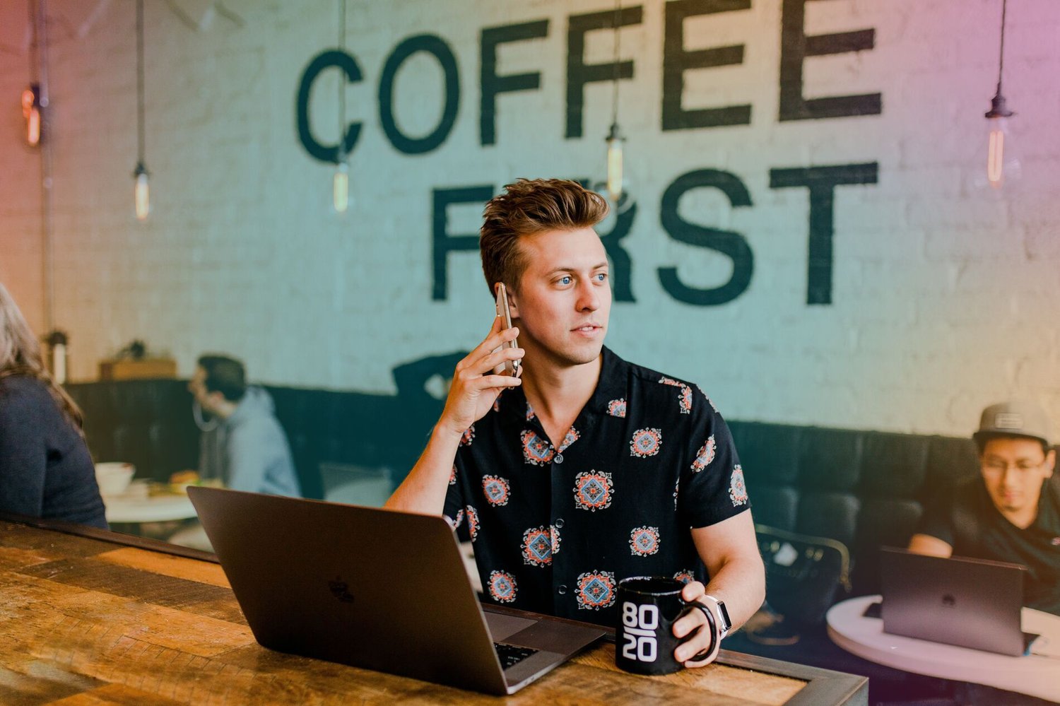 {slide.module_style.background.background_image.alt}